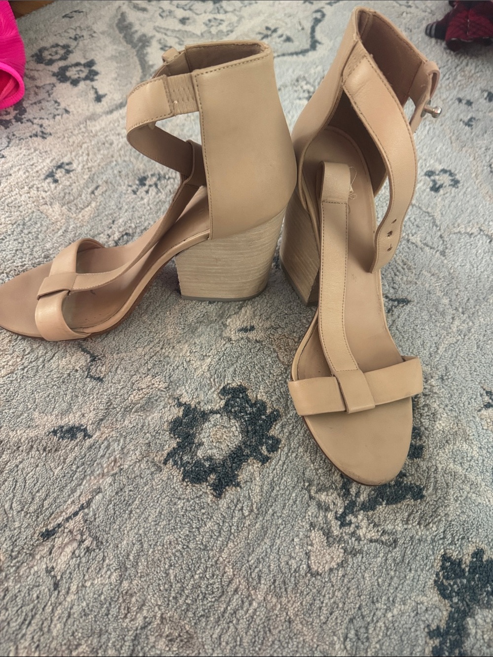 Vince heels